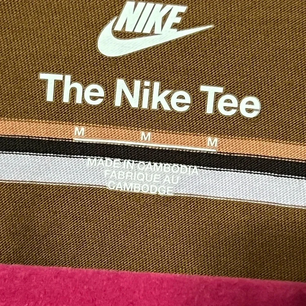 The Nike Tee Women's Size Medium Shirt Brown Striped Embroidered Logo T-Shirt